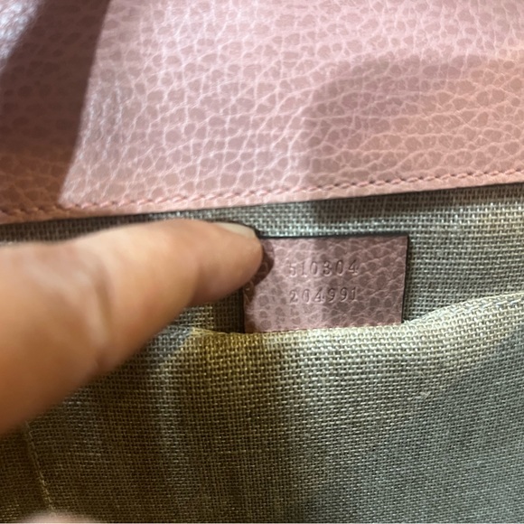 Gucci 💯 % authentic - Picture 4 of 11